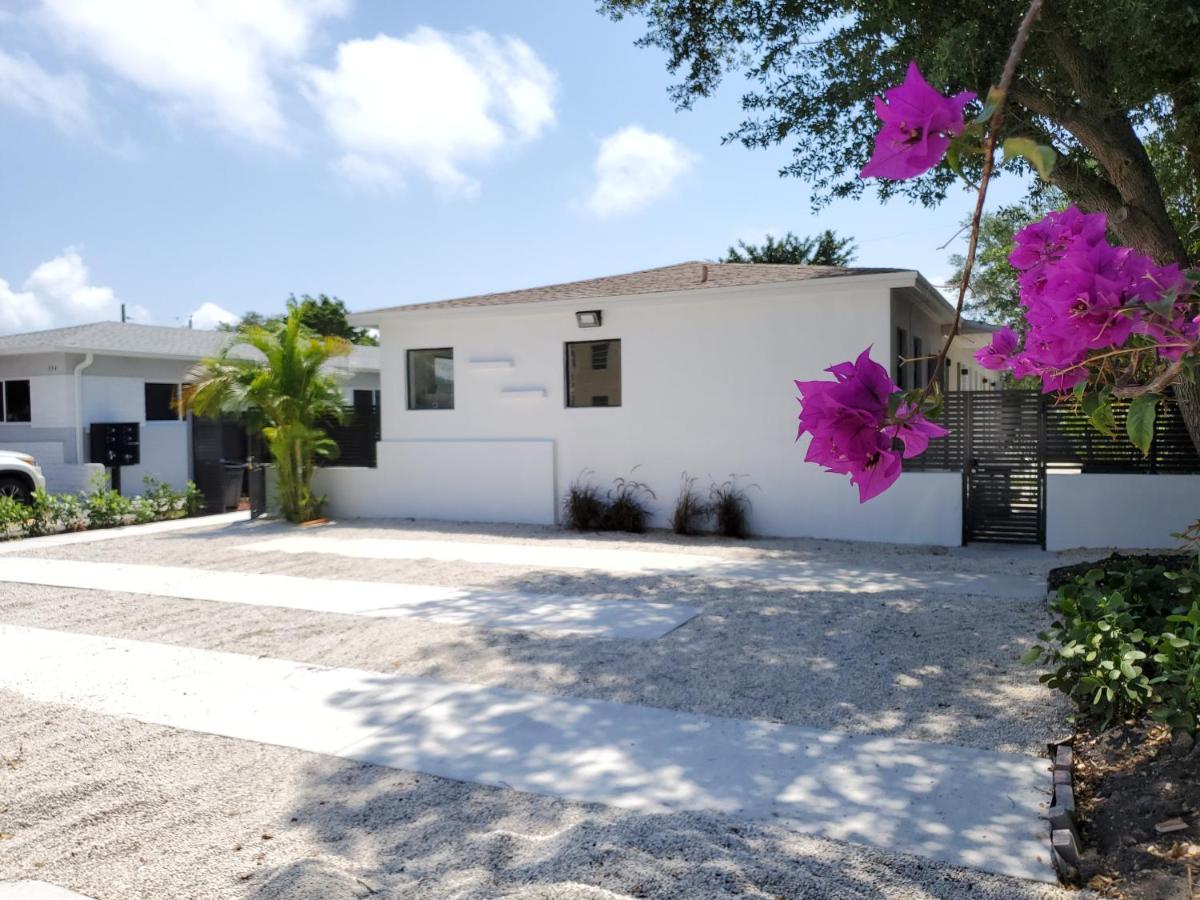 Casa Cuba In Little Havana, Brickell, Calle 8 And 10 Minutes To The Beach Free Parking Miami Kültér fotó