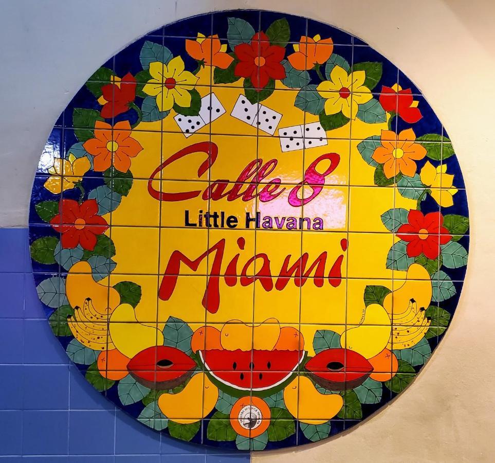 Casa Cuba In Little Havana, Brickell, Calle 8 And 10 Minutes To The Beach Free Parking Miami Kültér fotó